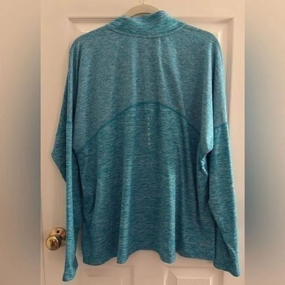 NIKE Womens Element Dri Fit Teal half zip training top - 1X‎